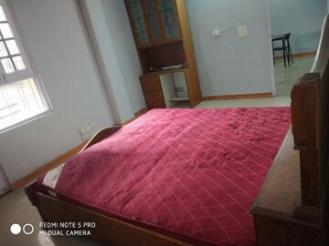 Bedroom in 3 BHK Builder Floor at SS Southend Floors, South City 2 – for Sale