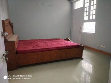 Bedroom in 3 BHK Builder Floor at SS Southend Floors, South City 2 – for Sale