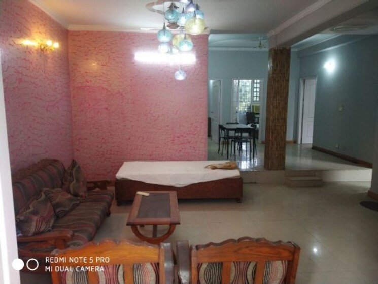 Living Room, ss-southend-floors 3 Bedroom 1650 Sq.Ft. Builder Floor In South City 2 Gurgaon 9849084