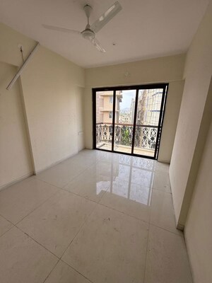 Bedroom in 3 BHK Apartment at Geetanjali Heritage, Chembur – for Rent