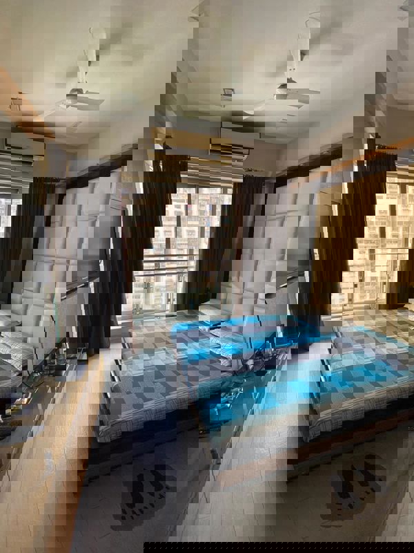 5 BHK Apartment For Sale in Lodha Grandeur