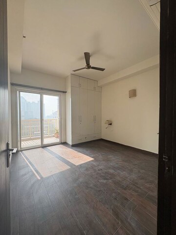 Bedroom in 4 BHK Apartment at BPTP Mansions, Sector 66 – for Rent