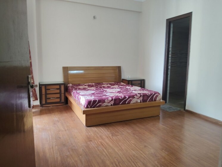 Bedroom, amrapali-golf-homes 3 Bedroom 1595 Sq.Ft. Apartment In Sector 4 Greater Noida Greater Noida 9849560
