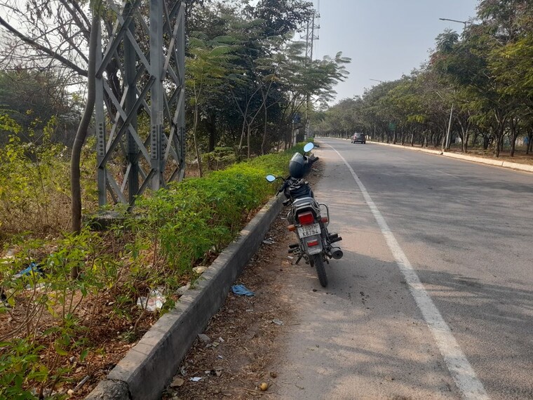 Garden, jalapalli Commercial Land 530 Sq.Yd. In Jalapalli Hyderabad 9839007