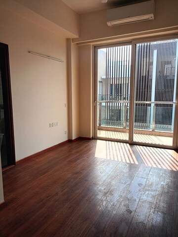 Room in 4 BHK Apartment at Adani Samsara, Sector 60 – for Rent