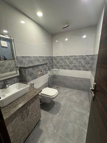 Team Area in 3 BHK Builder Floor at MKS County, Sohna Sector 2 – for Sale