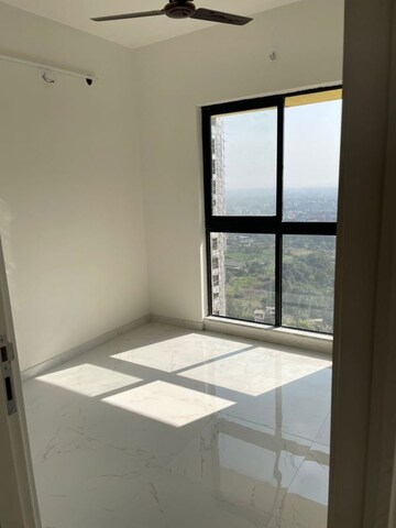 Room in 1.5 BHK Apartment at Runwal Gardens, Dombivli East – for Rent