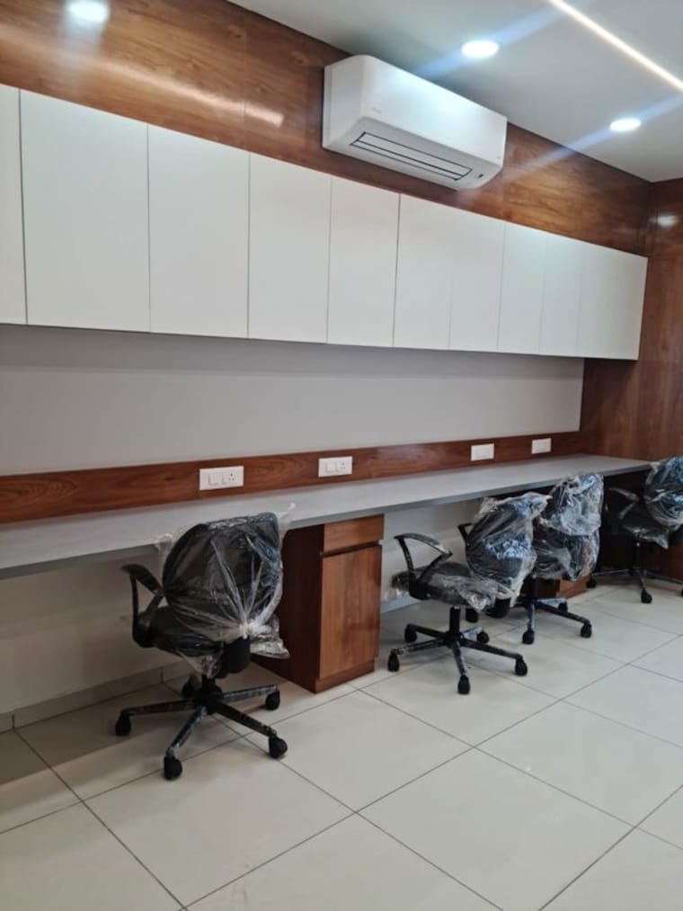 Team Area, shyamal Commercial Office Space 950 Sq.Ft. In Shyamal Ahmedabad 9849851