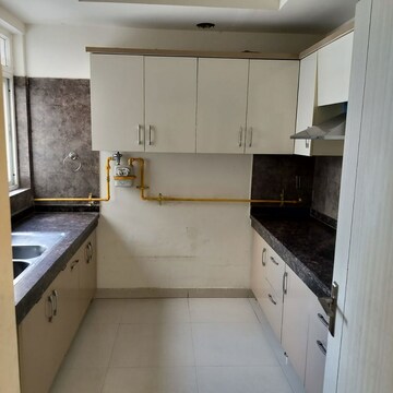 Kitchen in 4 BHK Apartment at BPTP Astaire Gardens, Sector 70a – for Rent