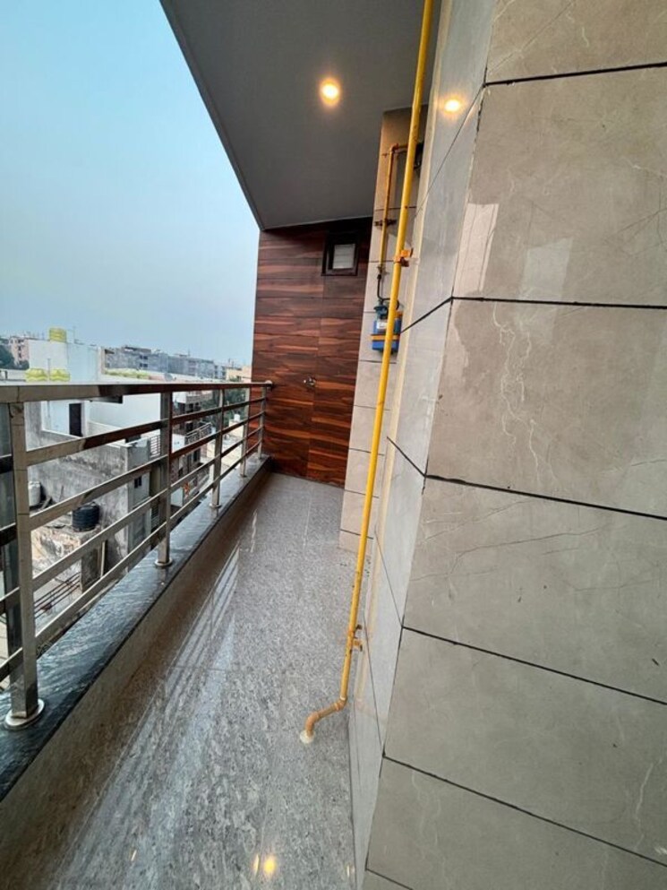 Balcony, dwarka mor 2 Bedroom 800 Sq.Ft. Builder Floor In Dwarka Mor Delhi 9849963