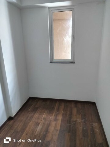 Room in 4 BHK Apartment at Kolte Patil 24K Stargaze, Bavdhan – for Rent