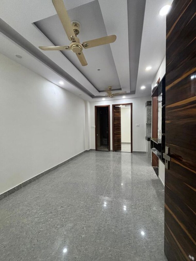 undefined, dwarka mor 2 Bedroom 780 Sq.Ft. Builder Floor In Dwarka Mor Delhi 9850003