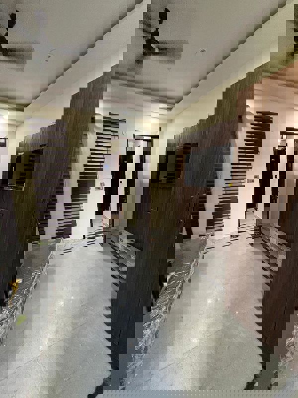 2 BHK Builder Floor For Rent in Sector 52