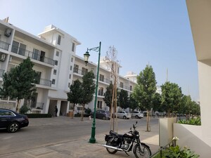 2.5 BHK Apartment For Sale in Central Park 3 The Room, Sohna Sector 33