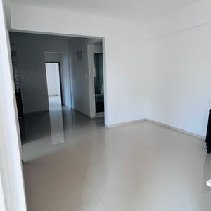 Room in 3 BHK Apartment at Mohannagar CHS, Veerabhadra Nagar – for Sale