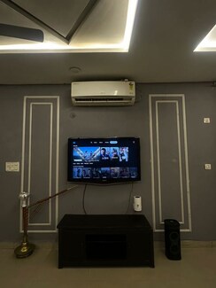 3 BHK + Servant Room Apartment For Rent in Levana Celebrity Meadows