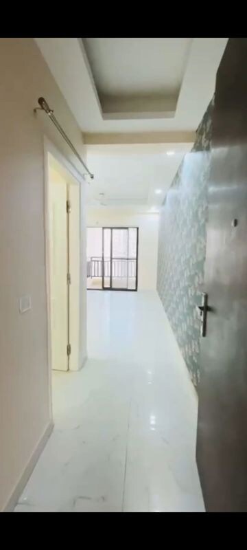 Building Lobby in 3 BHK Builder Floor at BPTP Park Elite Floors, Sector 85 – for Rent