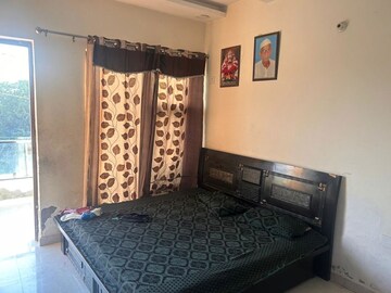 Bedroom in 2 BHK Builder Floor at Green Fields Colony – for Rent