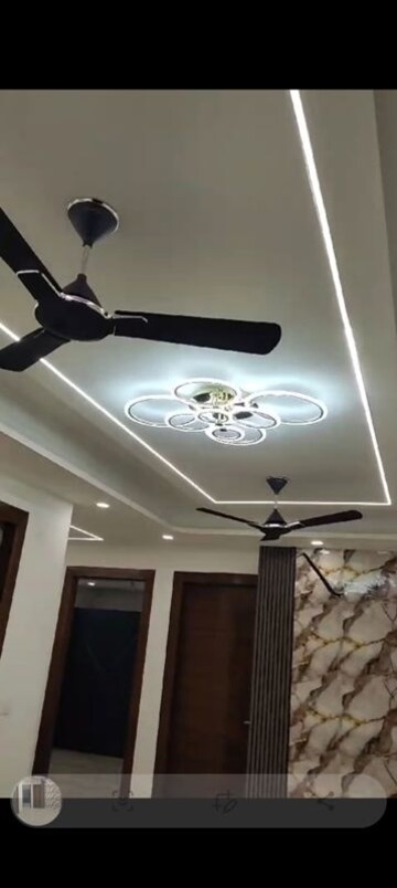 Furnished Amenities in 3.5 BHK Builder Floor at Sector 104 – for Sale