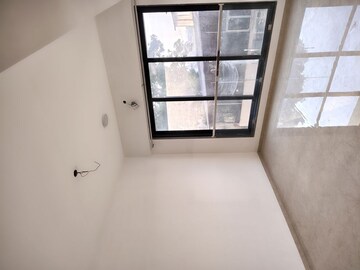 Room in 2 BHK Apartment at Arunis 19 Degree North, Santacruz West – for Sale