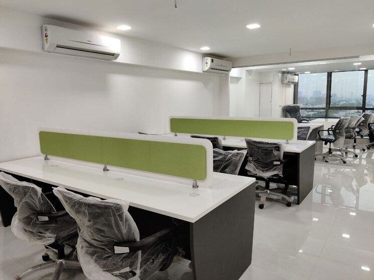 Team Area, thaltej Commercial Office Space 1016 Sq.Ft. In Thaltej Ahmedabad 9850424
