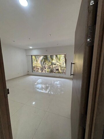 Furnished Amenities in 2 BHK Apartment at Balaji Heights Borivali, Borivali East – for Sale