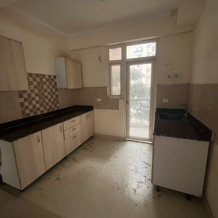 Kitchen, amrapali-zodiac 3 Bedroom 1325 Sq.Ft. Apartment In Sector 120 Noida 9850550