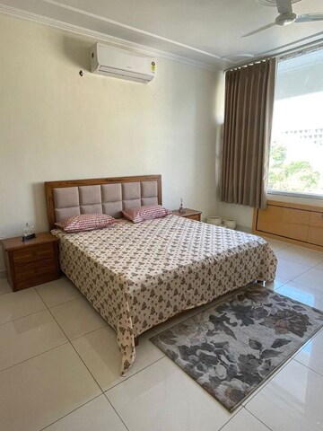 1 RK Independent House For Rent in Sector 4