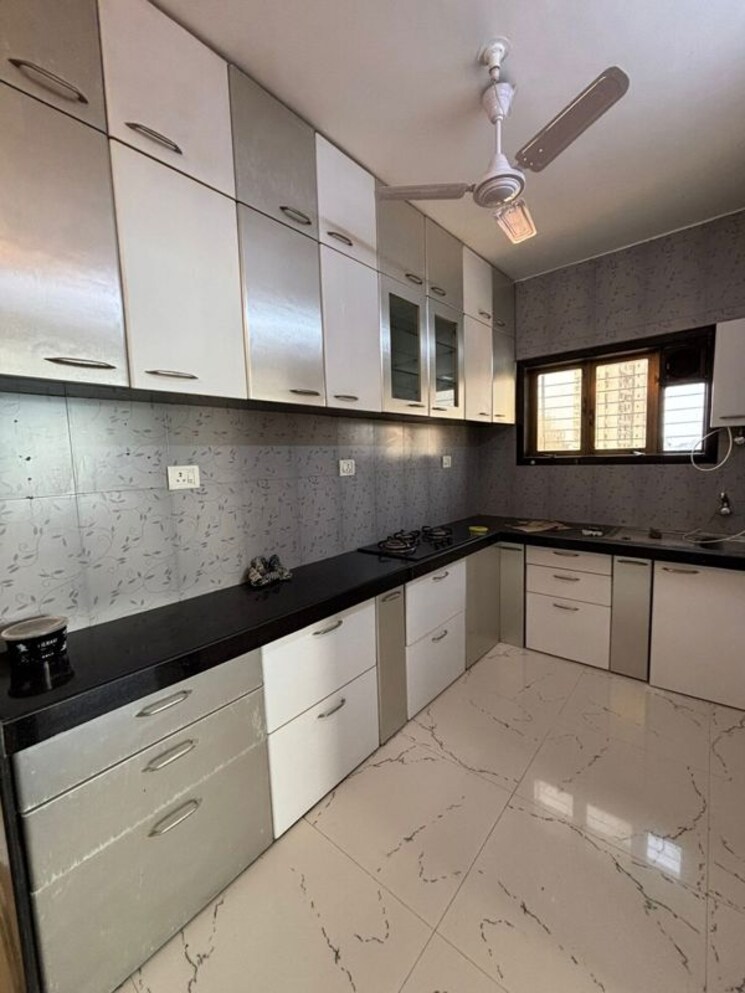 Kitchen, bandra west 2 Bedroom 700 Sq.Ft. Apartment In Bandra West Mumbai 9850558
