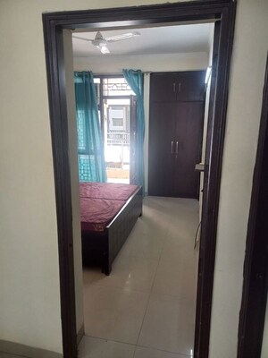 Bedroom in 3 BHK Builder Floor at Sector 46 – for Rent