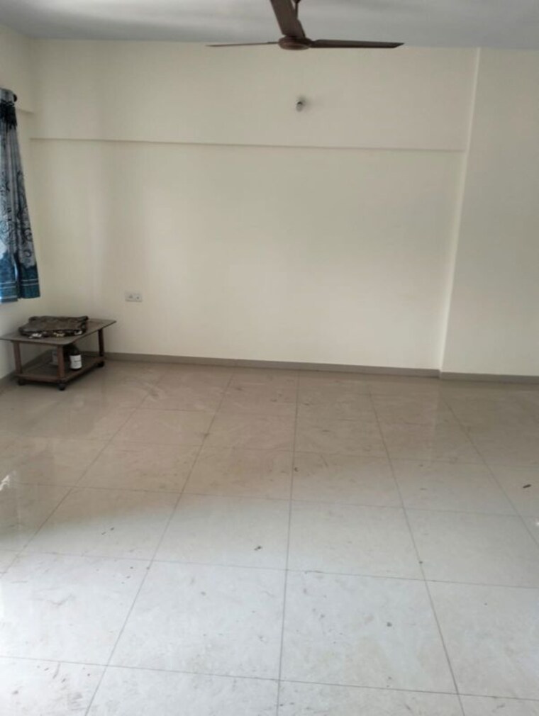 Room, surana-zinnea 2 Bedroom 1000 Sq.Ft. Apartment In Bavdhan Pune 9850737