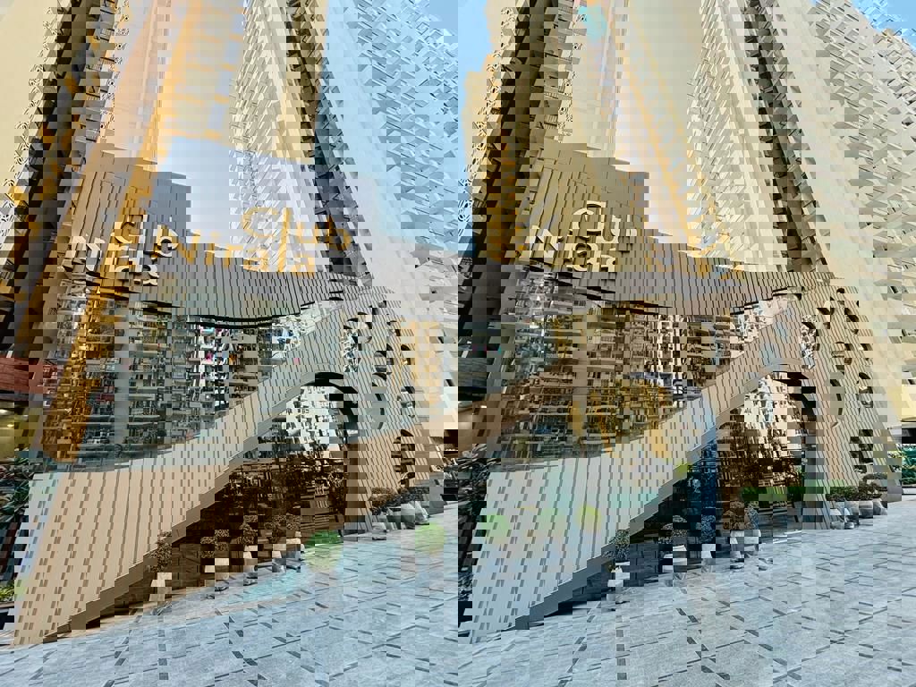 2 BHK + Pooja Room 955 Sq.Ft. Apartment in Nirala Estate