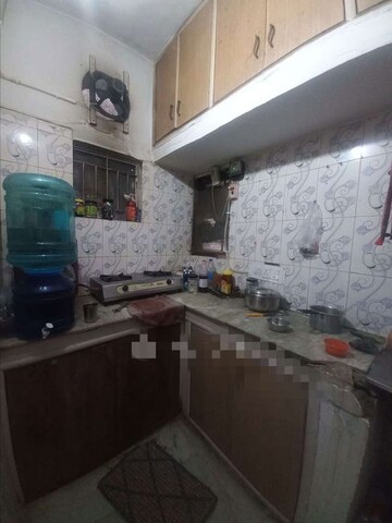 Kitchen in 2 BHK Builder Floor at Pitampura – for Rent
