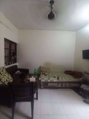 Living Room in 2 BHK Builder Floor at Pitampura – for Rent
