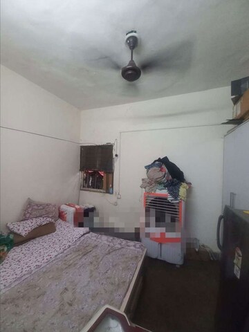 Living Room in 2 BHK Builder Floor at Pitampura – for Rent