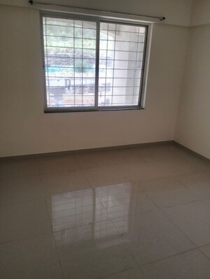Room in 3 BHK Apartment at Surana Zinnea, Bavdhan – for Rent