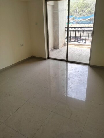 Room in 3 BHK Apartment at Surana Zinnea, Bavdhan – for Rent