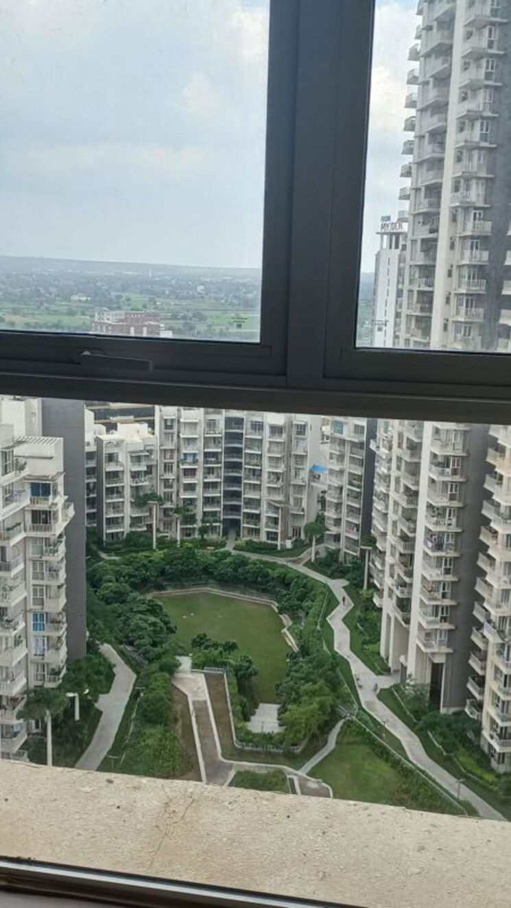 Balcony, ireo-victory-valley 3.5 Bedroom 2550 Sq.Ft. Apartment In Sector 67 Gurgaon 9850838