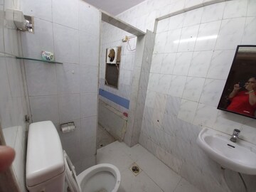Bathroom in 2 BHK Apartment at Sun Glory, Powai – for Rent