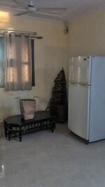 2 BHK 1200 Sq.Ft. Builder Floor in Pitampura