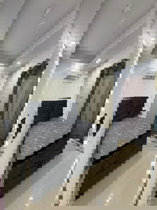 1 BHK Builder Floor For Rent in Sector 52