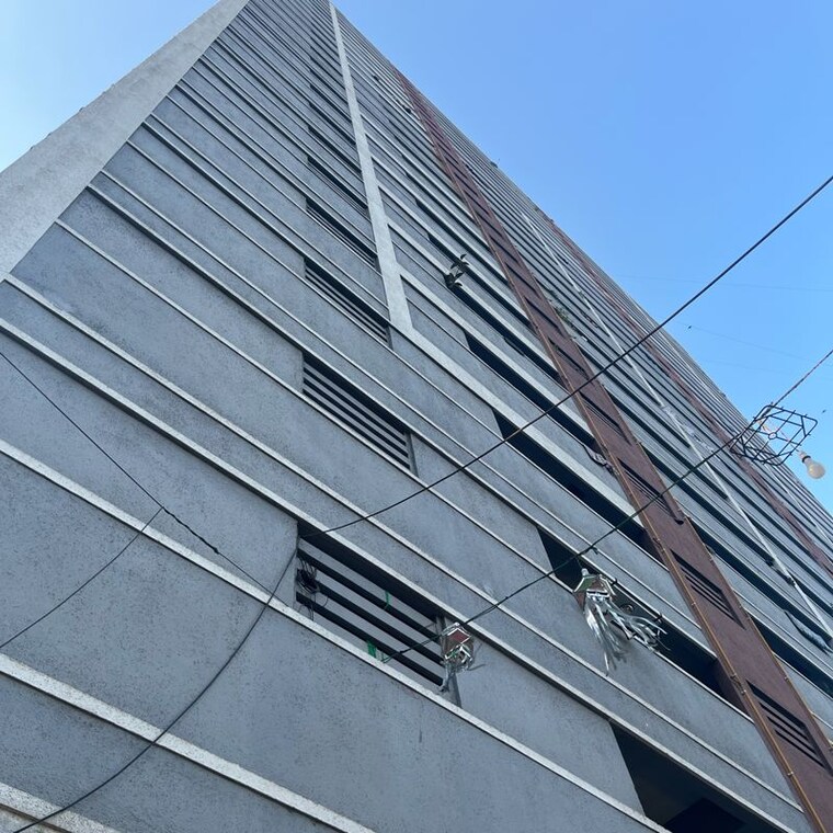 Exterior View, sameer-apartments 2 Bedroom 550 Sq.Ft. Apartment In Yari Road Mumbai 9850839
