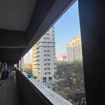 Swimming Pool in 2 BHK Apartment at Sameer Apartments, Yari Road – for Rent