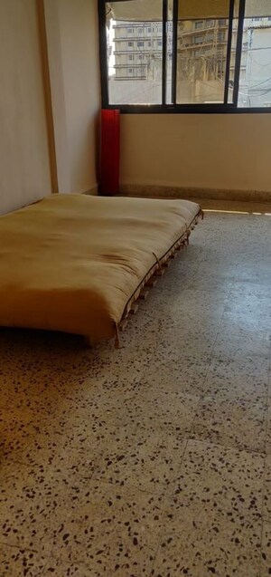 Room in 1 BHK Apartment at Bandra West – for Rent