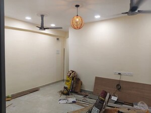 1 BHK Apartment For Rent in Khar West