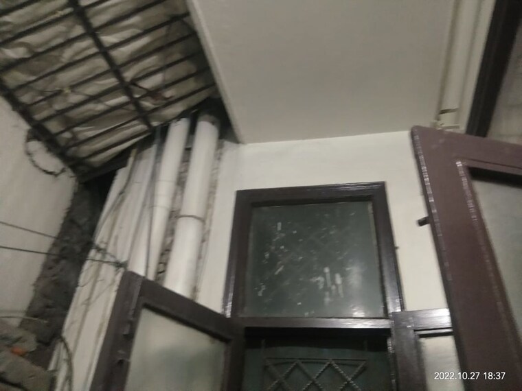 Other, sector 19 6 Bedroom 234 Sq.Yd. Independent House In Sector 19 Noida 9850958