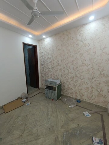 Room in 3 BHK Builder Floor at Govindpuri – for Sale