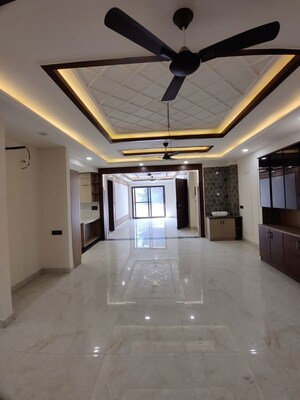 Building Lobby in 4 BHK Independent House at Gms Road – for Sale
