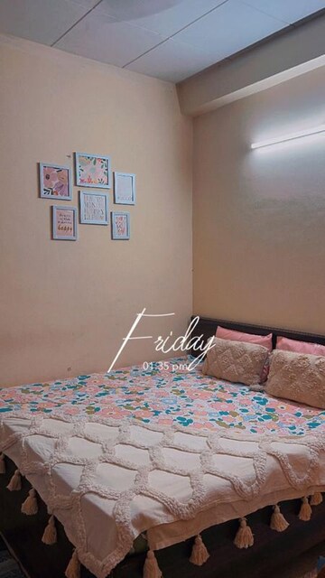 Living Room in 1 RK Builder Floor at DLF City Phase III, Sector 24 – for Rent