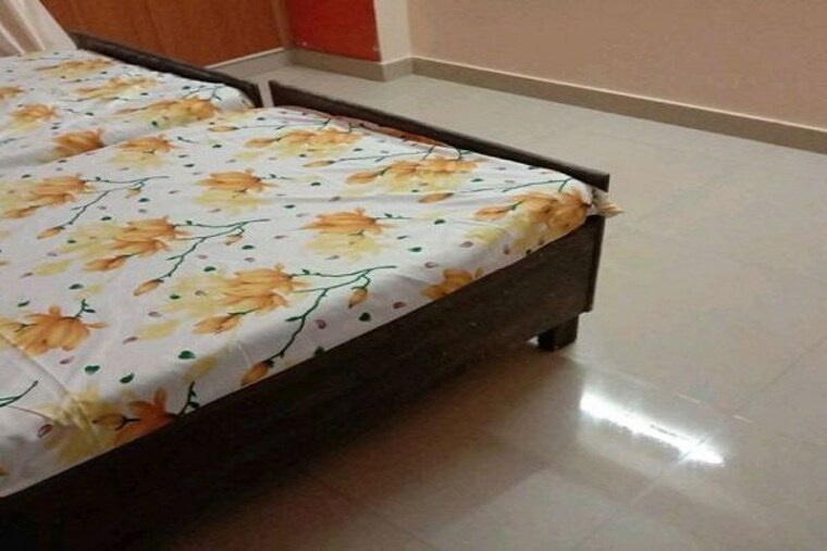 Bedroom, sector 62 1 Bedroom 505 Sq.Ft. Builder Floor In Sector 62 Noida 9851378
